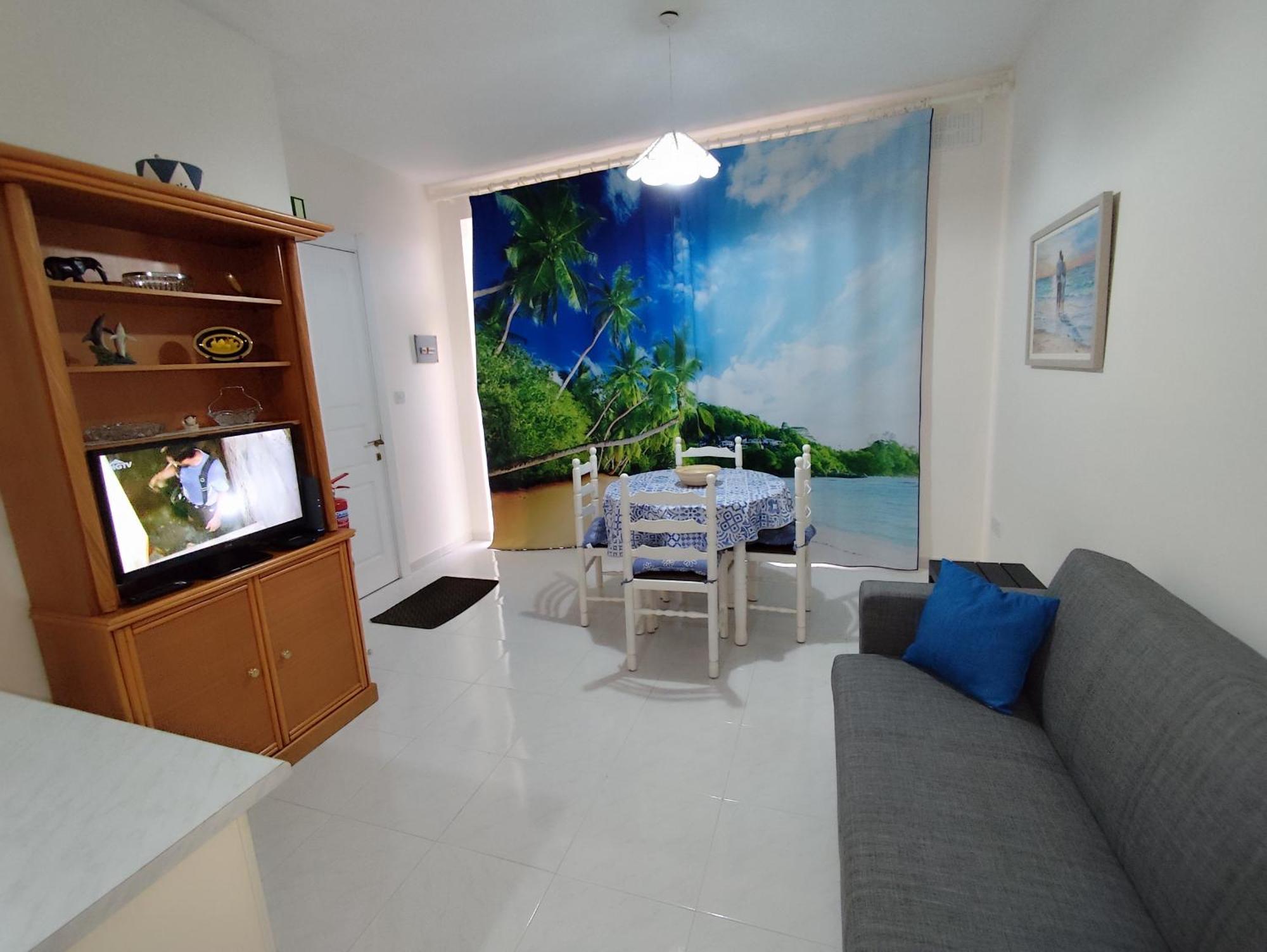 Appartamento Sea Breeze Bliss - Self Check-In St. Paul's Bay Esterno foto