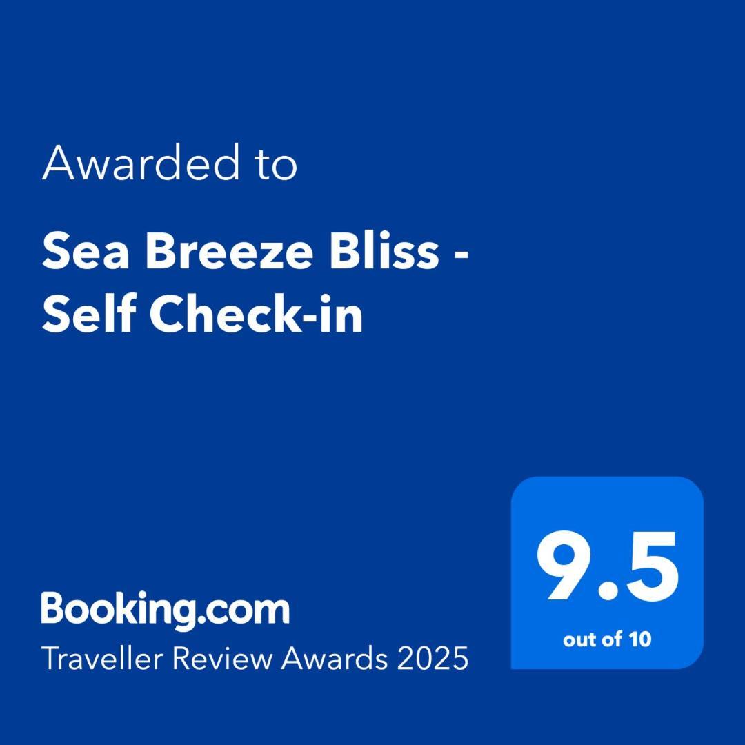 Appartamento Sea Breeze Bliss - Self Check-In St. Paul's Bay Esterno foto