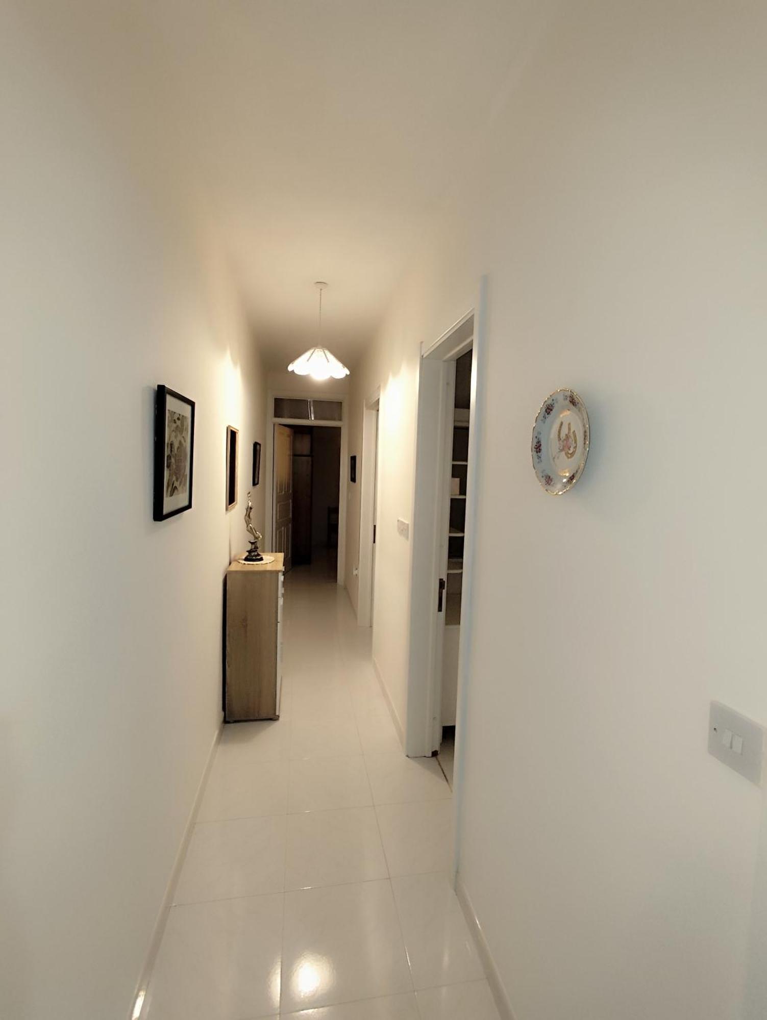 Appartamento Sea Breeze Bliss - Self Check-In St. Paul's Bay Esterno foto